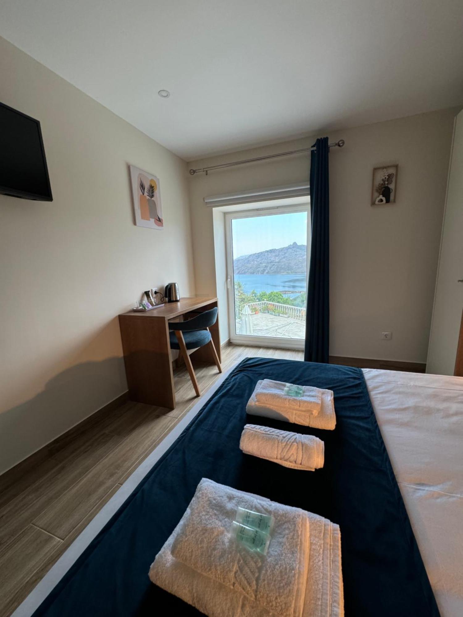 Estrela Do Geres - Casa Fernandes Bed & Breakfast Outeiro  Exterior photo